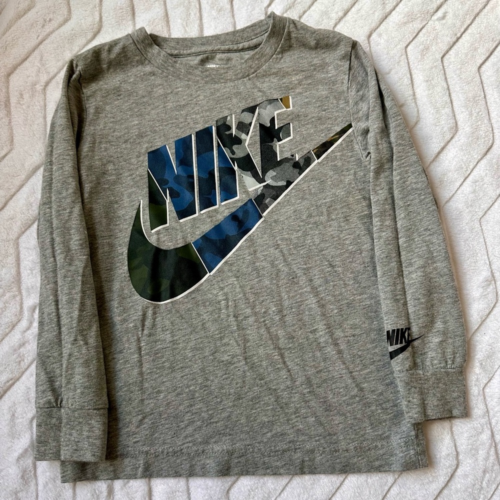 Nike Kids Camo Logo Gray Long Sleeve Tee